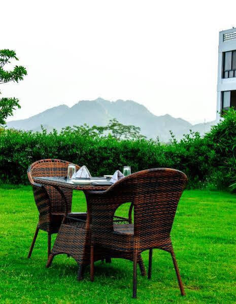 Spectrum Resort&Spa Udaipur Exterior foto
